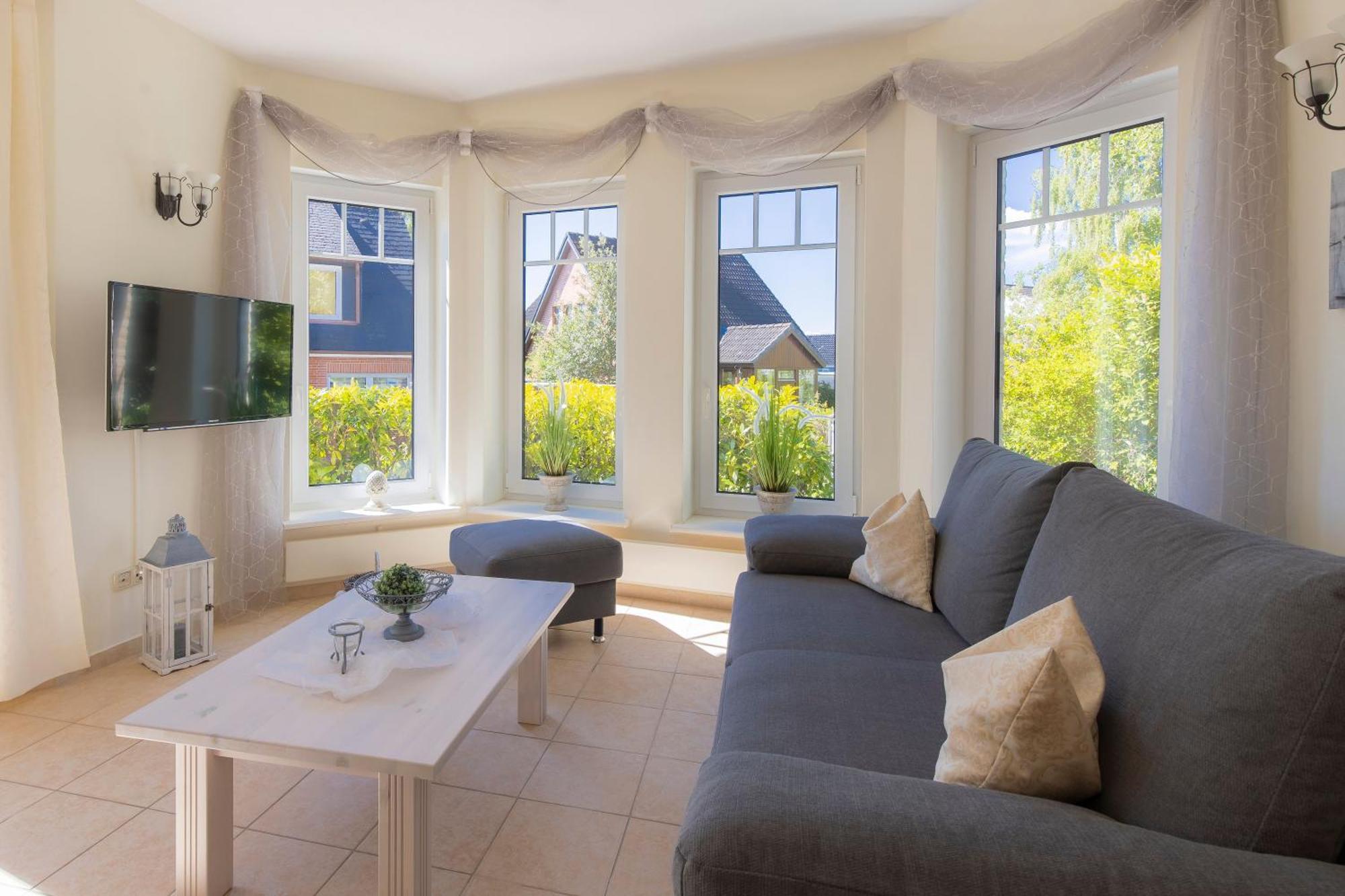 Haus Sonne _ Apartment Sierksdorf